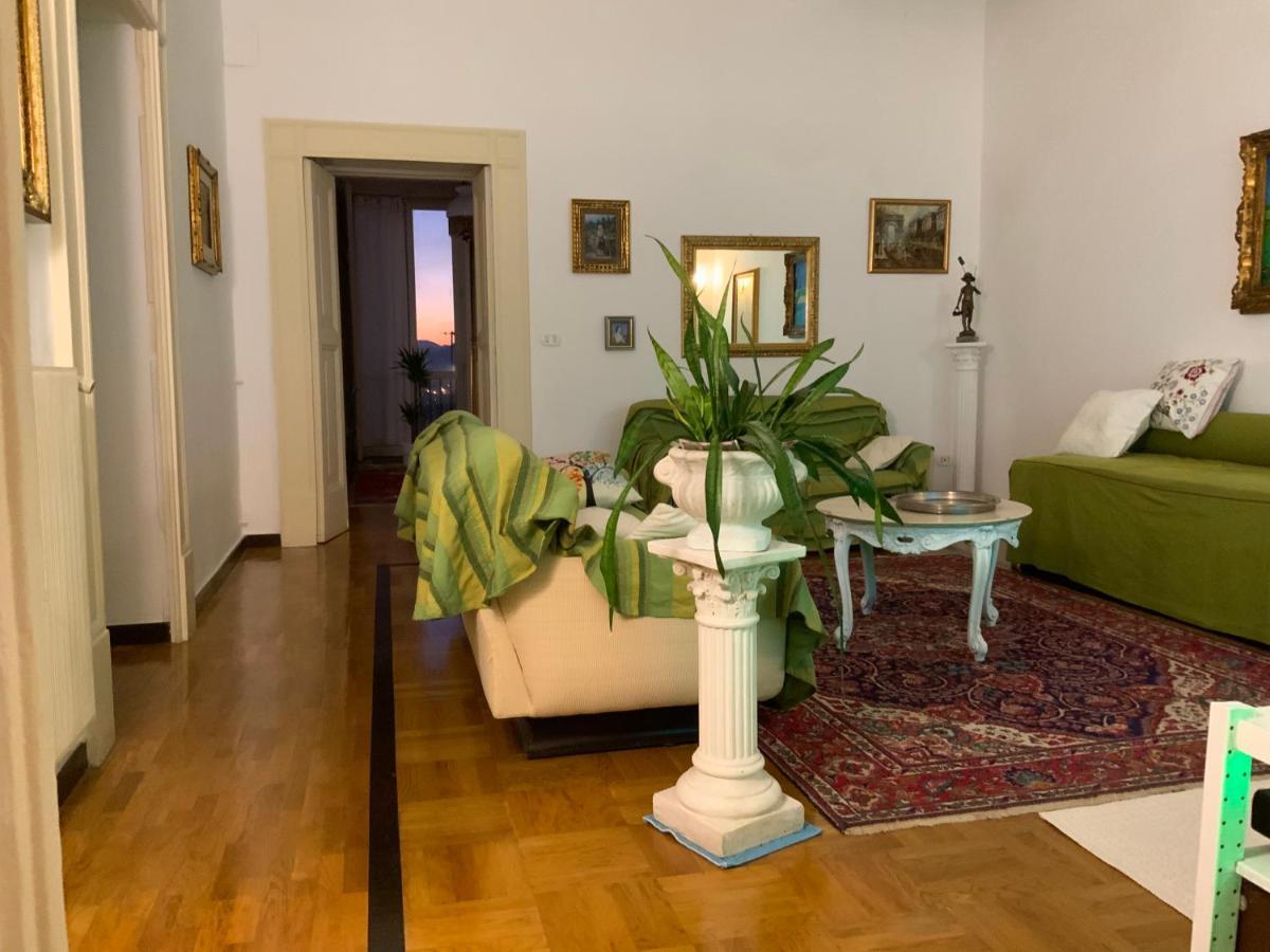 Interno 12 Apartment Napoli Bagian luar foto